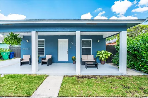 24260 SW 129th Path, Homestead, FL 33032