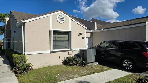 5021 NW 11th Way #5021, Pompano Beach, FL 33064