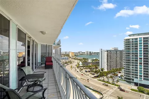 7601 E Treasure Dr #1714, North Bay Village, FL 33141