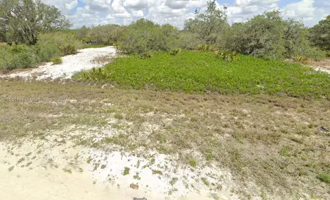 2524 W Reeves Rd, Avon Park, FL 33825