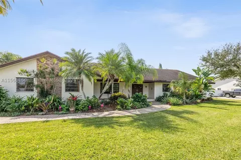 16860 SW 274th St, Homestead, FL 33031