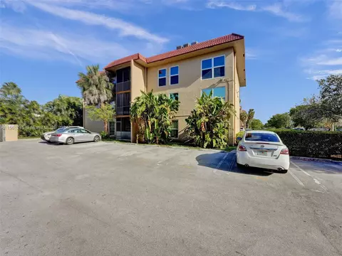 2500 Coral Springs Dr #302, Coral Springs, FL 33065