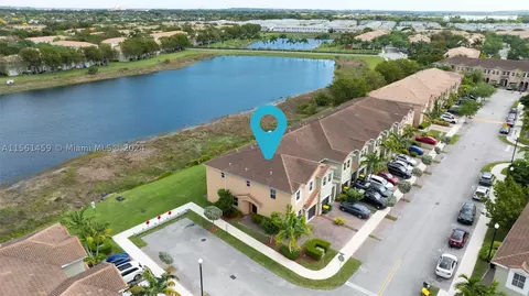 2369 SE 14th St #2369, Homestead, FL 33035