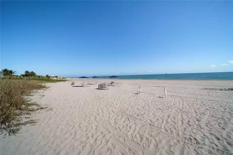155 Ocean Lane Dr #702, Key Biscayne, FL 33149