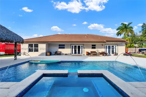 15880 SW 287th St, Homestead, FL 33033