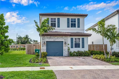 2415 NW 131 Cir, Miami, FL 33167