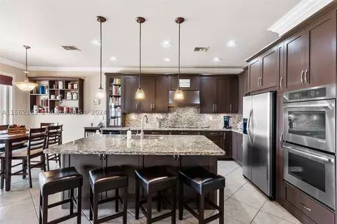 4336 Laurel Pl, Weston, FL 33332 photo 11