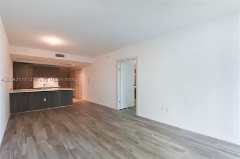 801 S Miami Ave #1006, Miami, FL 33130