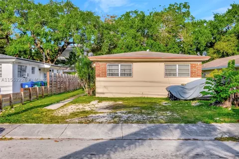3170 Carter St, Miami, FL 33133