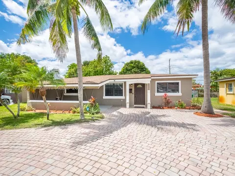 3200 SW 64th Ter, Miramar, FL 33023