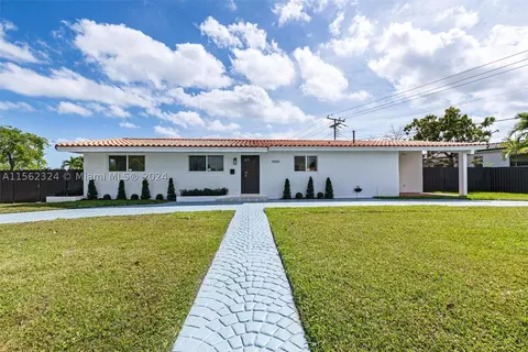 9000 SW 18th Ter, Miami, FL 33165