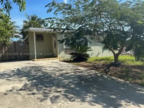 1411 NE 41st Dr, Pompano Beach, FL 33064