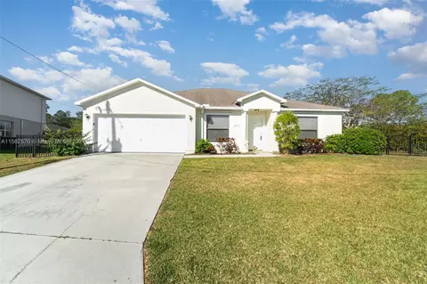 6439 NW Faye Ct, Port Saint Lucie, FL 34986