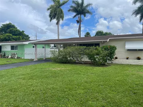 2837 Arcadia Dr, Miramar, FL 33023