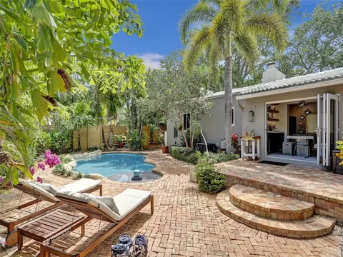 700 N Victoria Park Rd, Fort Lauderdale, FL 33304