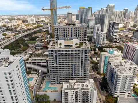 1010 SW 2nd Ave #809, Miami, FL 33130