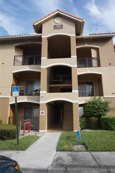 11601 SW 2nd St #21104, Pembroke Pines, FL 33025