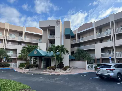 7594 Granville Dr #412, Tamarac, FL 33321