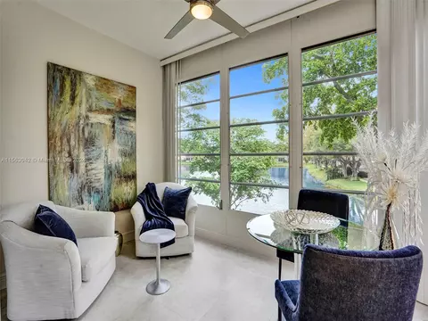 5103 NW 35th St #510, Lauderdale Lakes, FL 33319