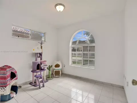 7702 W 30th Ct, Hialeah, FL 33018 photo 14