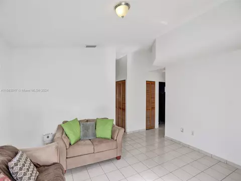 7702 W 30th Ct, Hialeah, FL 33018 photo 5