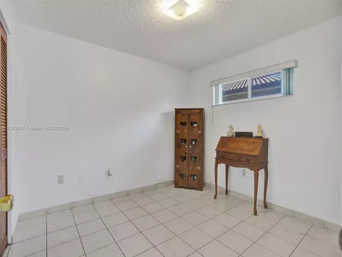 7702 W 30th Ct, Hialeah, FL 33018 photo 11