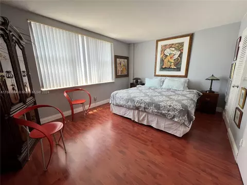 9195 Collins #810, Surfside, FL 33154 photo 9
