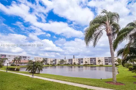 1025 SE 3rd Ave #107, Dania Beach, FL 33004
