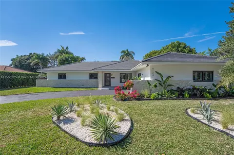 8124 SW 83rd Ct, Miami, FL 33143