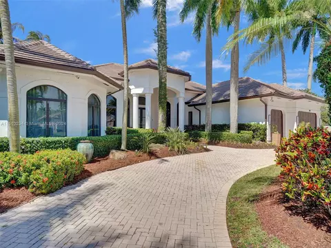 2497 Poinciana Dr, Weston, FL 33327