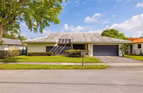10401 SW 20th St, Miami, FL 33165