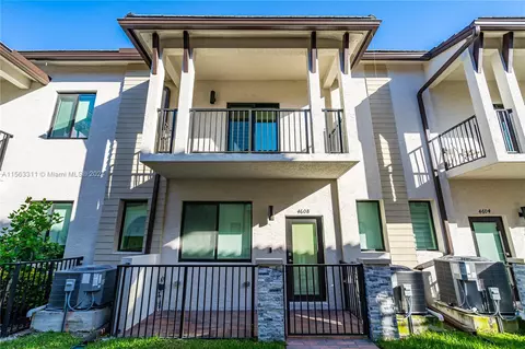 4608 NW 83rd Psge #4608, Doral, FL 33166