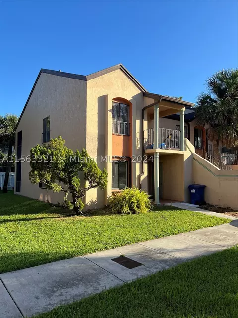 8245 NW 191st St #2-B, Hialeah, FL 33015