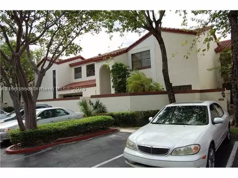 329 Ives Dairy Rd #329-03, Miami, FL 33179