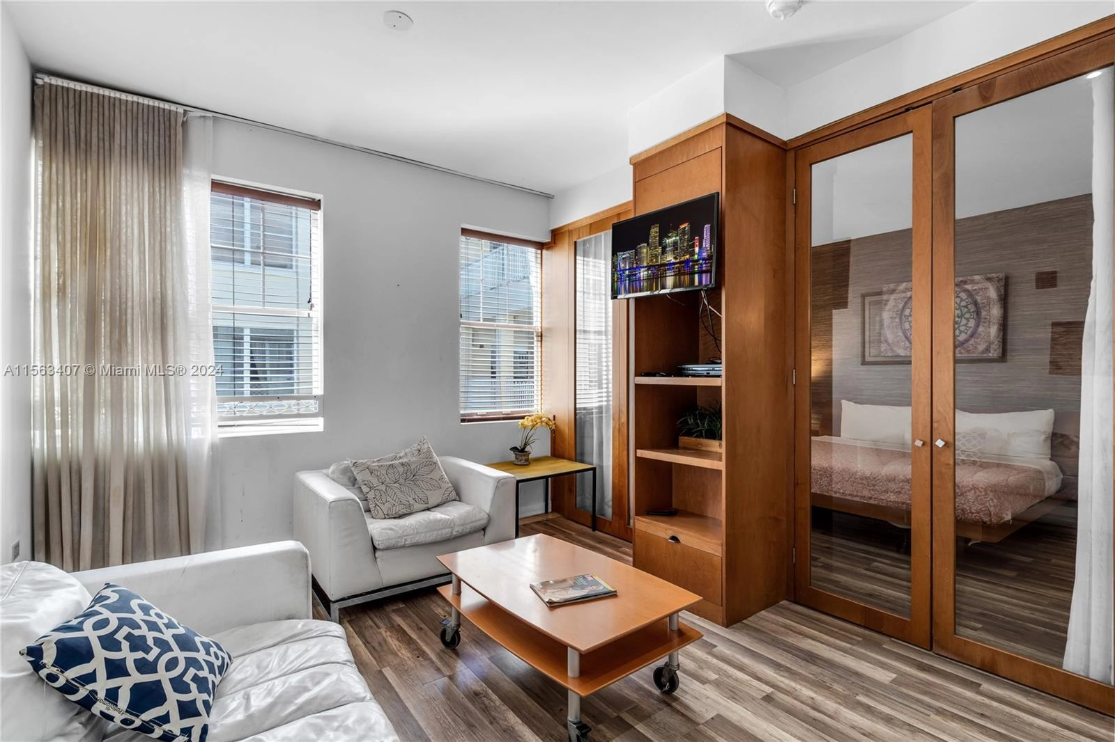 100 Collins Ave Unit 203