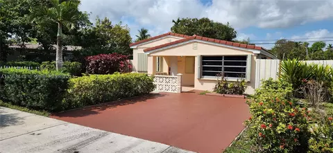 17750 NE 19th Ave, North Miami Beach, FL 33162