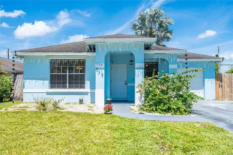 337 NW 14th St, Homestead, FL 33030