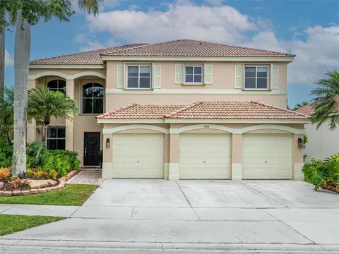 1005 Fairfield Meadows Dr, Weston, FL 33327