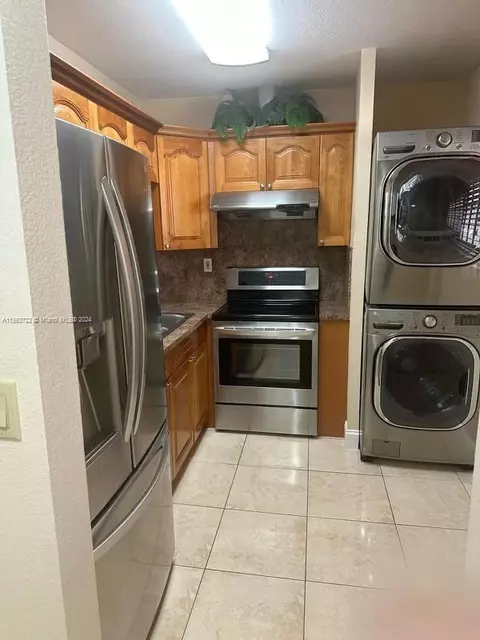 Other - 440 E 23rd St #1101, Hialeah, FL 33013 photo 5 of 8