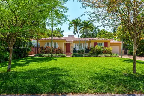 440 NE 52nd Ter, Miami, FL 33137