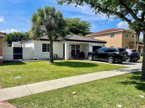 9064 NW 191st Ter, Hialeah, FL 33018