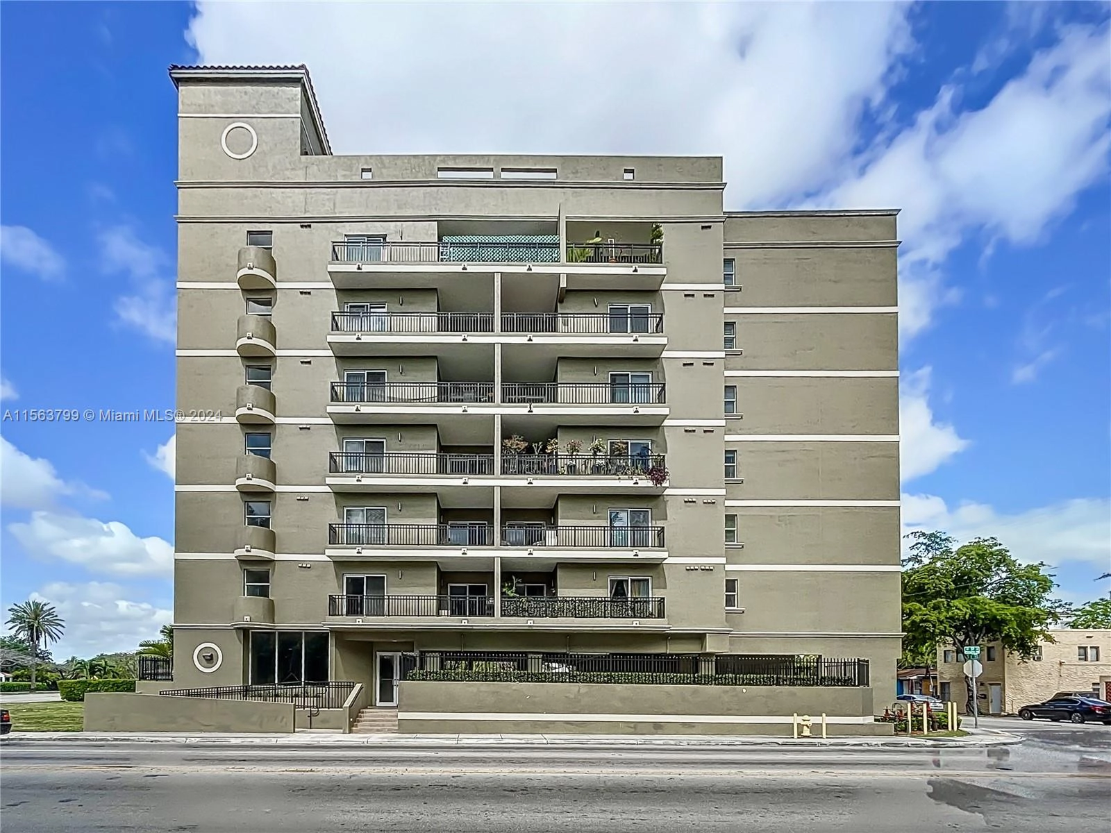 120 S Douglas Rd Unit 302  