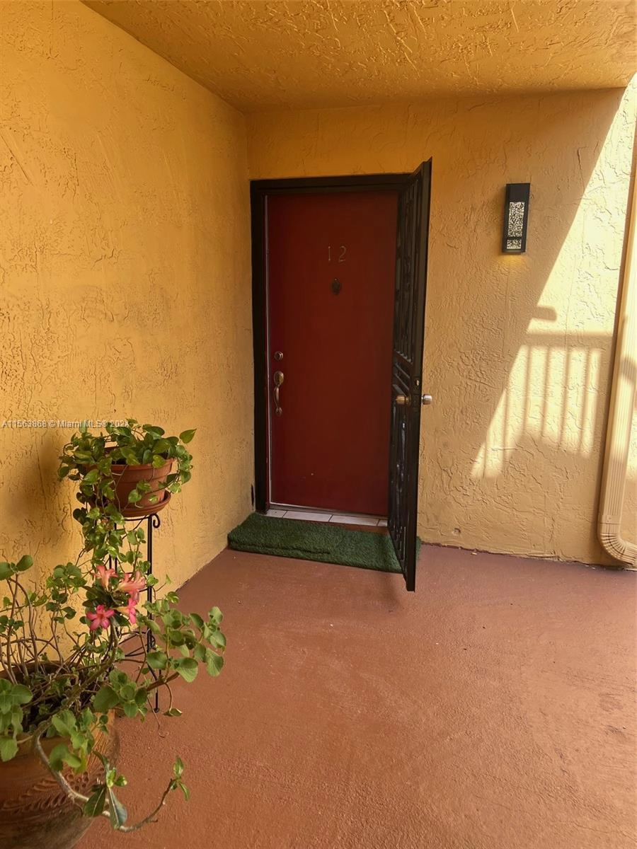 10895 NW 7th St Unit 1228  