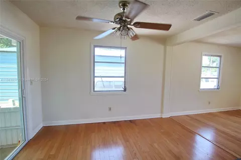 Bedroom - 1030 Cypress St, Okeechobee, FL 34974 photo 1 of 2