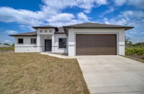 2620 47th St, Lehigh Acres, FL 33971