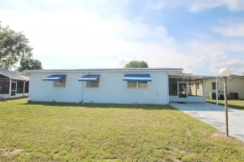 1016 Elm St, Okeechobee, FL 34974