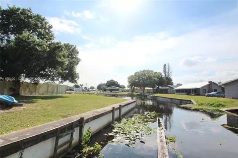 View/Area - 1016 Elm St, Okeechobee, FL 34974 photo 2 of 5