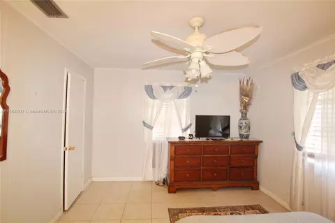 Bedroom - 1016 Elm St, Okeechobee, FL 34974 photo 1 of 9
