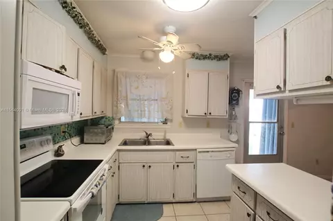 Other - 1016 Elm St, Okeechobee, FL 34974 photo 1 of 15