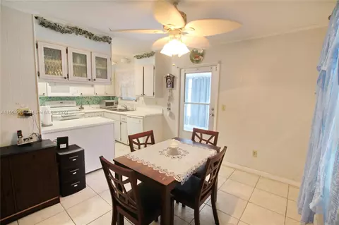 Kitchen - 1016 Elm St, Okeechobee, FL 34974 photo 1 of 6